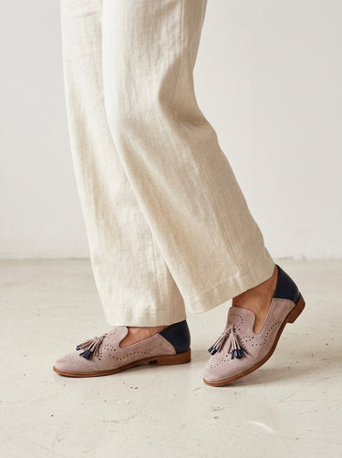 Mocassin femme à glands Victoire porté